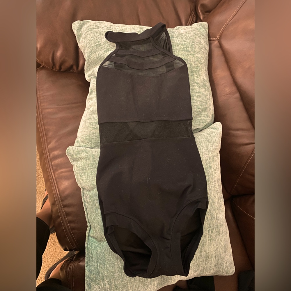 FIVE Dancewear Black Leo size PA